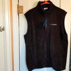 NWT Columbia Mens L Black Fleece Vest